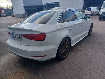 käytetty Audi A3 Sedan Business Sport 1,4 TFSI 92 kW S tronic