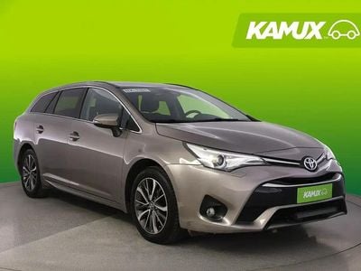 Käytetty Toyota Avensis Multidrive S 147 HP (108 kW) 2016 Ruskea Farmari