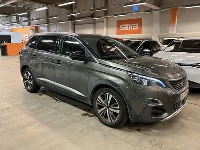 Käytetty Peugeot 5008 Allure 120 HP (88 kW) 2017 Tila-auto