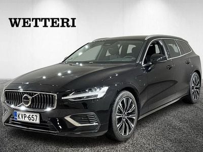 Käytetty Volvo V60 Plus 350 HP (257 kW) 2025 Musta Farmari