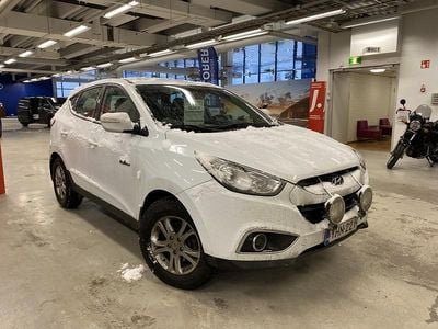 Valkoinen Käytetty 2011 Hyundai ix35 Classic Katumaasturi | 5 880 € (Perustarjous)
