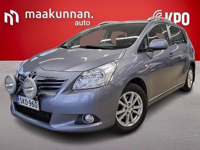 Sininen Käytetty 2012 Toyota Verso Multidrive S Tila-auto | 14 700 € (Supertarjous)