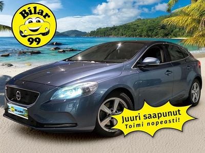 Käytetty Volvo V40 Momentum 180 HP (132 kW) 2014 Viistoperä