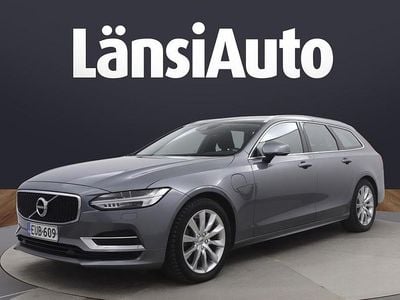 Käytetty 2019 Volvo V90 Momentum Farmari | 26 890 € (Hyvä tarjous)