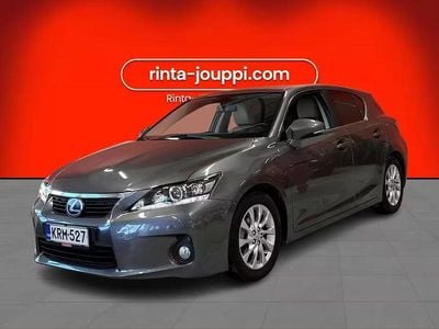 Käytetty Lexus CT200h 99 HP (72 kW) 2012