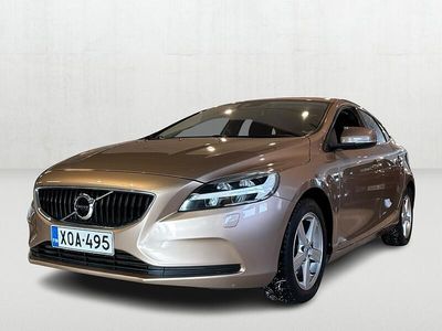 Käytetty Volvo V40 Business Edition 122 HP (89 kW) 2017 Ruskea Viistoperä