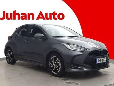 Käytetty Toyota Yaris Edition 114 HP (83 kW) 2024 Harmaa Viistoperä