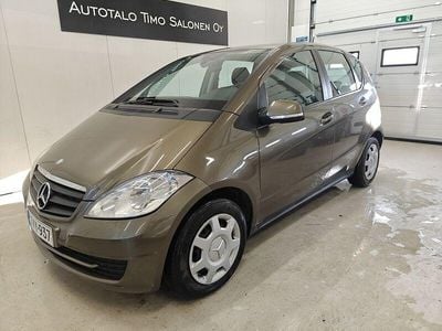 Käytetty 2009 Mercedes A150 Tila-auto | 8 800 € (Hieman kallis)