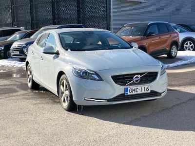 käytetty Volvo V40 D4 Inscription aut 140kW ** 1-Om. Suomiauto / FULL-LED / Webasto / VOC / Adapt. vakkari / BLIS **