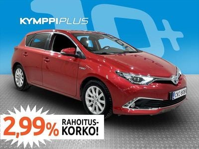 Käytetty Toyota Auris Hybrid Premium 99 HP (72 kW) 2015 Viistoperä