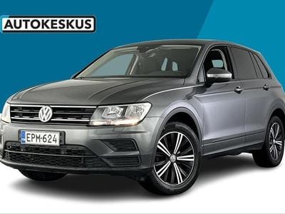 Harmaa Käytetty 2018 VW Tiguan Trendline Katumaasturi | 18 290 € (Hyvä tarjous)