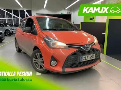 Oranssi Käytetty 2017 Toyota Yaris Hybrid Sedan | 11 490 € (Supertarjous)