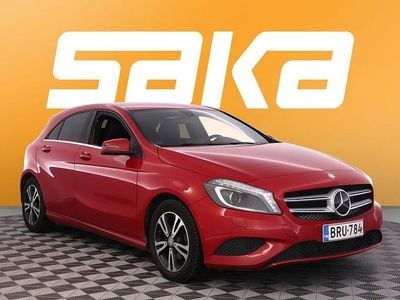Käytetty Mercedes A180 Business 109 HP (80 kW) 2015 Viistoperä