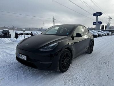 Käytetty Tesla Model Y 258 kW (351 HP) 2023 Musta Katumaasturi
