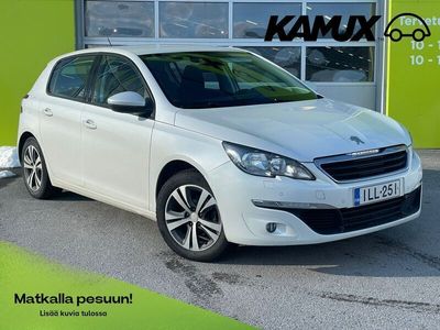 käytetty Peugeot 308 Active VTi 82 // Hieno / Juuri katsastettu / Navigointi / Peruutuskamera / Lohkolämmitin / Tutkat //