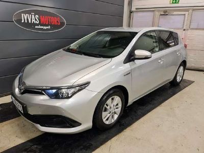 käytetty Toyota Auris 1.8 Hybrit Edition Business