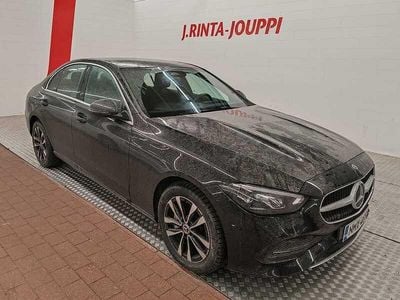 Käytetty 2023 Mercedes C300e Business Sedan | 33 800 € (Supertarjous)