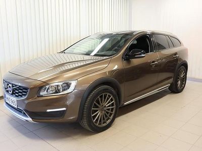 Volvo V60 CC