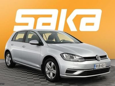 Käytetty 2019 VW Golf VII Comfortline Viistoperä | 13 800 € (Hieman kallis)