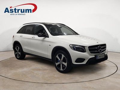 Valkoinen Käytetty 2018 Mercedes GLC350 Business Katumaasturi | 24 890 € (Hieman kallis)