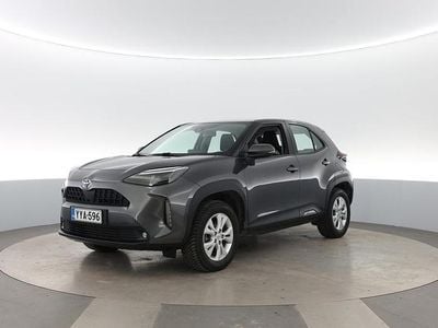 Käytetty Toyota Yaris Cross Active 116 HP (85 kW) 2024 Katumaasturi