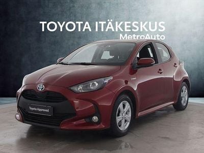 Punainen Käytetty 2021 Toyota Yaris Active Viistoperä | 18 490 € (Perustarjous)