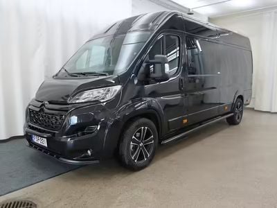 Harmaa Käytetty 2023 Citroën Jumper Tila-auto | 68 800 €