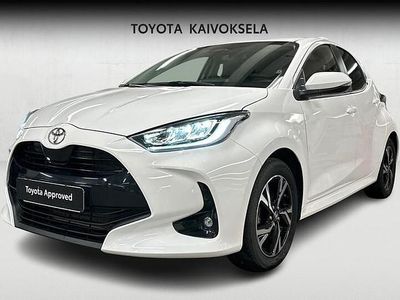 Valkoinen Käytetty 2024 Toyota Yaris Hybrid Plus Viistoperä | 23 990 € (Perustarjous)