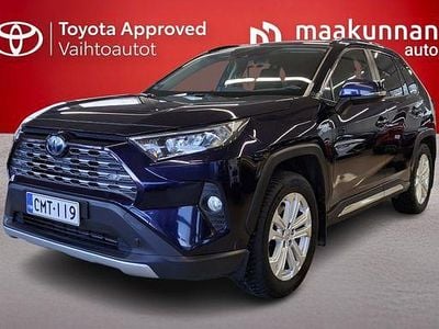 Käytetty Toyota RAV4 Active 219 HP (161 kW) 2019 Sininen Katumaasturi