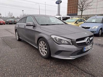 Harmaa Käytetty 2017 Mercedes CLA200 Farmari | 17 980 € (Perustarjous)