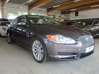 Käytetty Jaguar XF Premium Luxury 296 HP (217 kW) 2008 Ruskea Sedan
