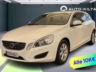 Käytetty Volvo V60 Business Edition 114 HP (83 kW) 2013 Valkoinen Farmari
