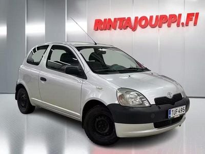 Käytetty Toyota Yaris 68 HP (50 kW) 2003 Viistoperä