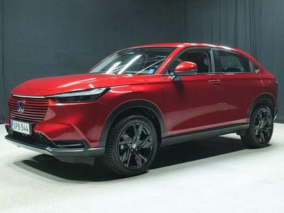 Käytetty Honda HR-V Elegance 131 HP (96 kW) 2022 Punainen Katumaasturi