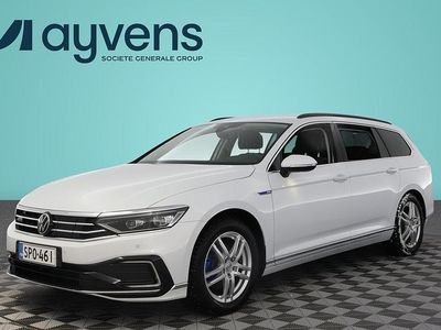 Valkoinen Käytetty 2023 VW Passat Business Farmari | 31 900 €