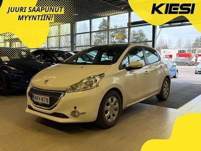 Käytetty 2014 Peugeot 208 Style Viistoperä | 8 990 € (Kallis)