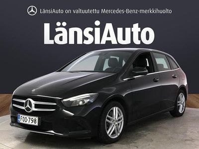 Käytetty Mercedes B250e Business 160 HP (117 kW) 2021 Musta Tila-auto