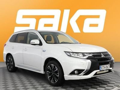 Käytetty Mitsubishi Outlander P-HEV Instyle 163 HP (119 kW) 2016 Katumaasturi