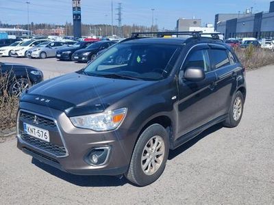 käytetty Mitsubishi ASX 1,6 MIVEC Invite 5MT # Vakkari, Lohkolämmitin + Sisäpistoke #