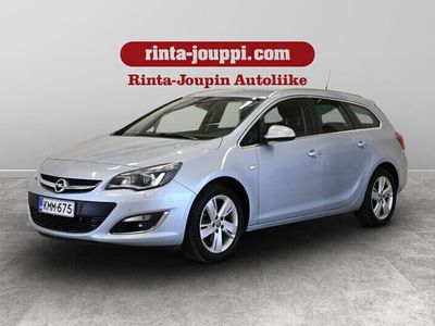 käytetty Opel Astra Sports Tourer Sport 1,6 Turbo SIDI Start/Stop 125kW MT6 - Juuri tullut / Koukku / Suomi-auto / Tutkat eteen ja taakse / Sport istuimet / Ilmastointi / 2x renkaat