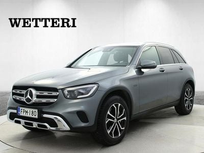 Harmaa Käytetty 2020 Mercedes GLC300e Business Katumaasturi | 35 290 € (Perustarjous)