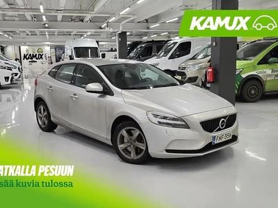 Hopea / harmaa Käytetty 2018 Volvo V40 Business Edition Sedan | 12 890 € (Perustarjous)