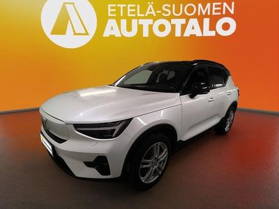 Käytetty Volvo XC40 Plus 300 kW (408 HP) 2023 Valkoinen Katumaasturi