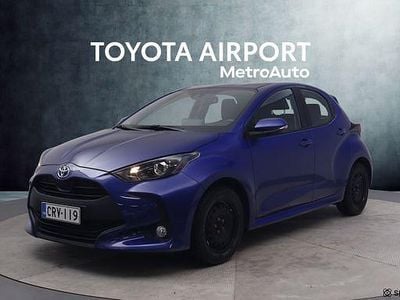 Sininen Käytetty 2024 Toyota Yaris Active Viistoperä | 21 290 € (Perustarjous)
