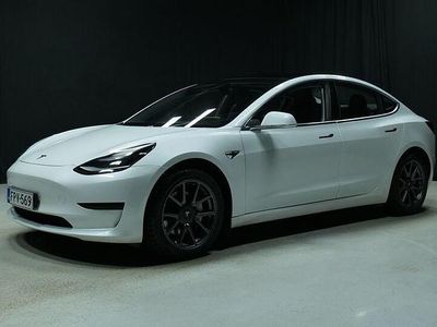 Valkoinen Käytetty 2020 Tesla Model 3 Standard Range Plus Sedan | 22 800 € (Perustarjous)