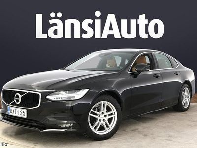 Käytetty Volvo S90 Momentum 150 HP (110 kW) 2020 Sedan