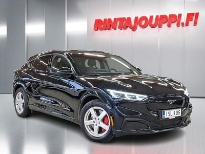Musta Käytetty 2022 Ford Mustang Mach-E Katumaasturi | 29 680 € (Hyvä tarjous)