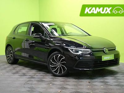 Musta Käytetty 2020 VW Golf VIII Edition Sedan | 18 680 € (Hieman kallis)