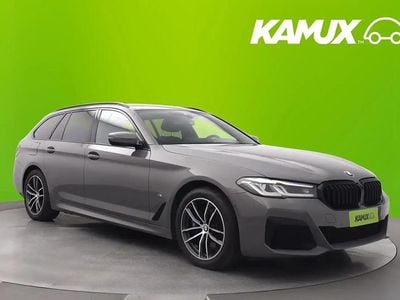 Käytetty BMW 530 M Sport 184 HP (135 kW) 2021 Hopea / harmaa Farmari