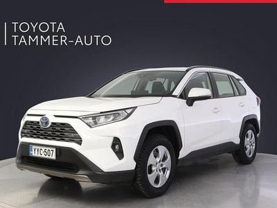 Valkoinen Käytetty 2024 Toyota RAV4 Hybrid Edition Katumaasturi | 41 480 € (Perustarjous)